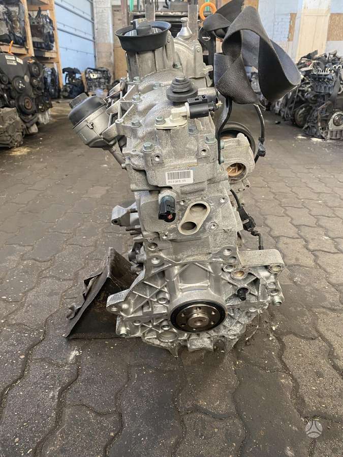 Volkswagen Polo, AWY, engine