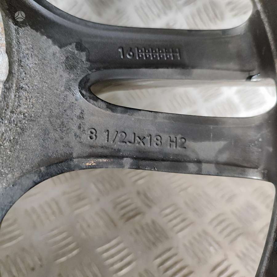 BMW F30, light alloy, R18