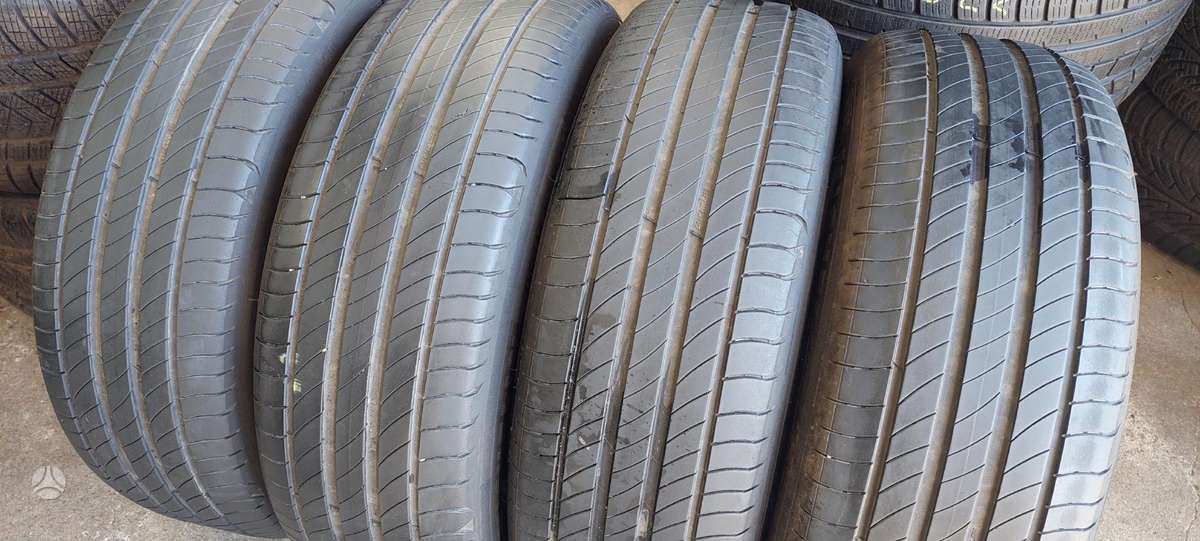 Michelin, vasarinės 215/60 R17