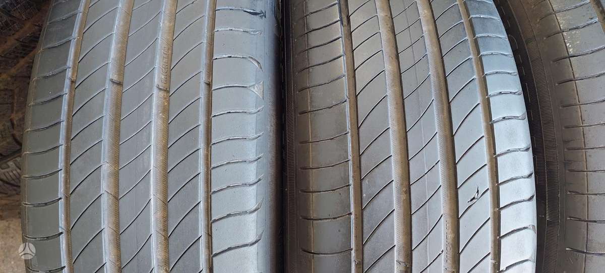 Michelin, vasarinės 215/60 R17