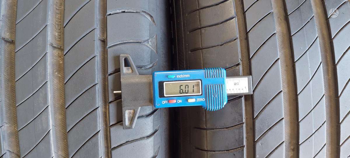 Michelin, летние 215/60 R17