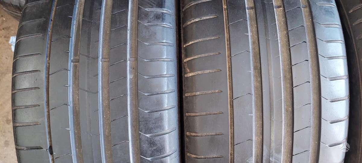 Pirelli, summer 255/40 R21