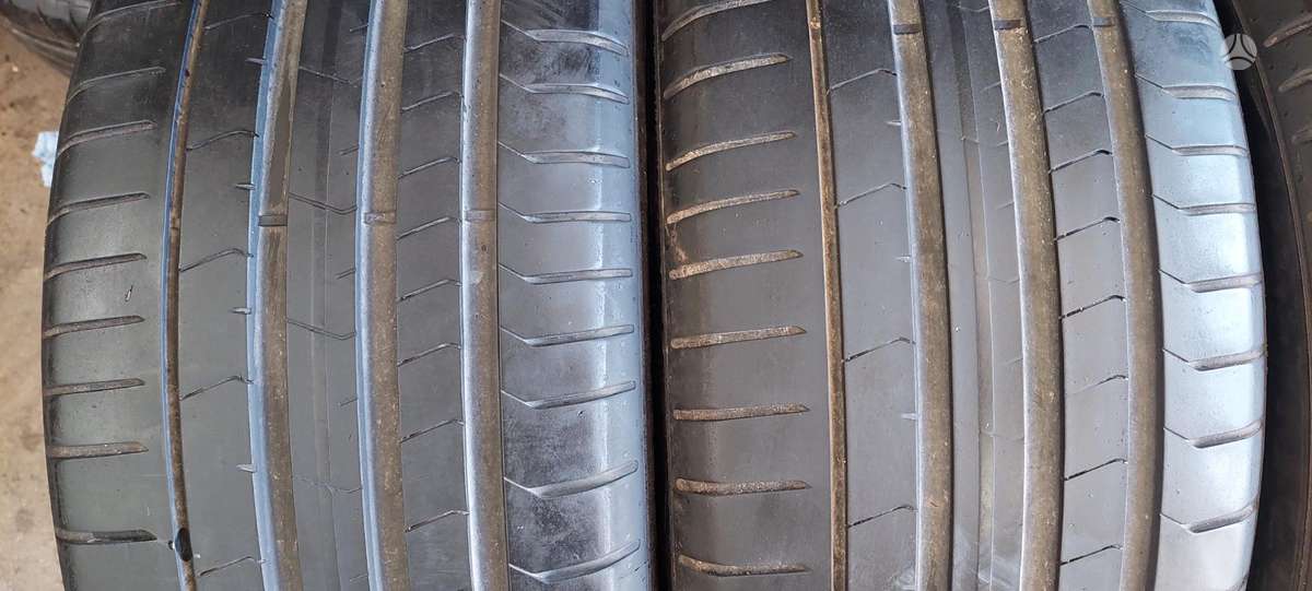 Pirelli, vasarinės 255/40 R21