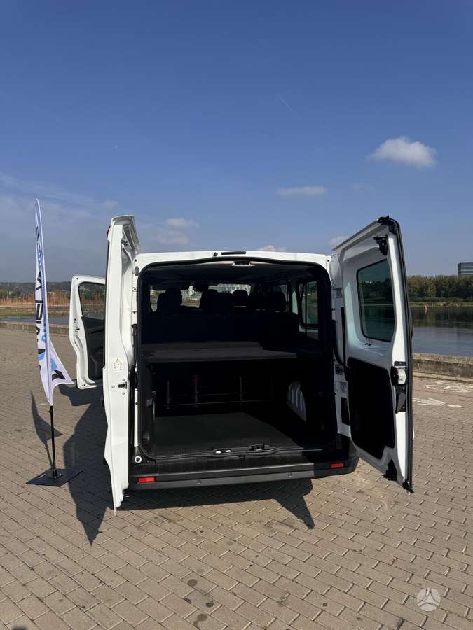 Renault Trafic, pasažieru mikroautobuss