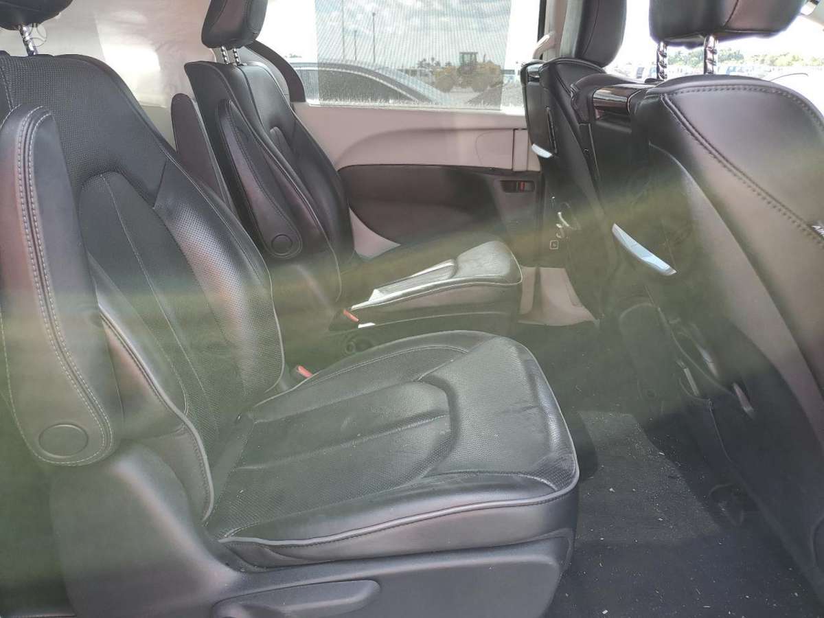 Chrysler Pacifica