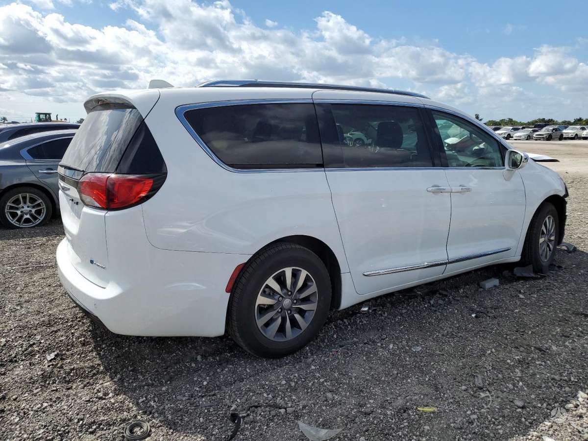 Chrysler Pacifica