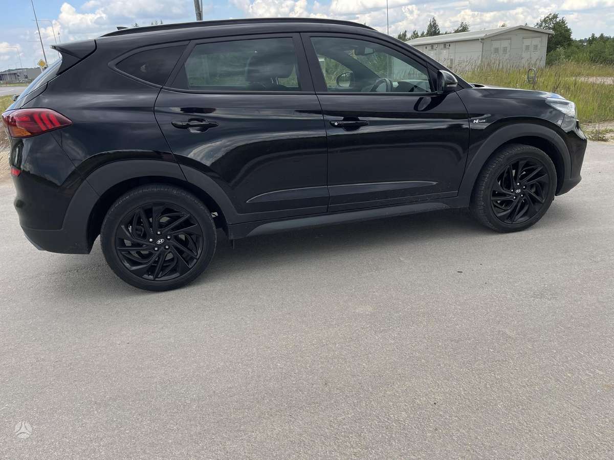 Hyundai Tucson for parts. Facelift