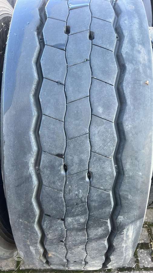 Dunlop, всесезонные 385/65 R22,5