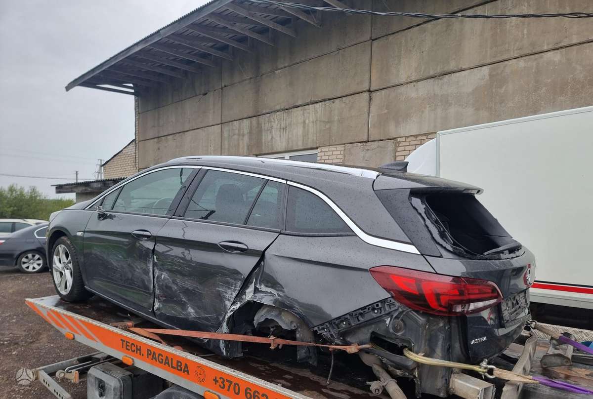 Opel Astra dalimis. Europa