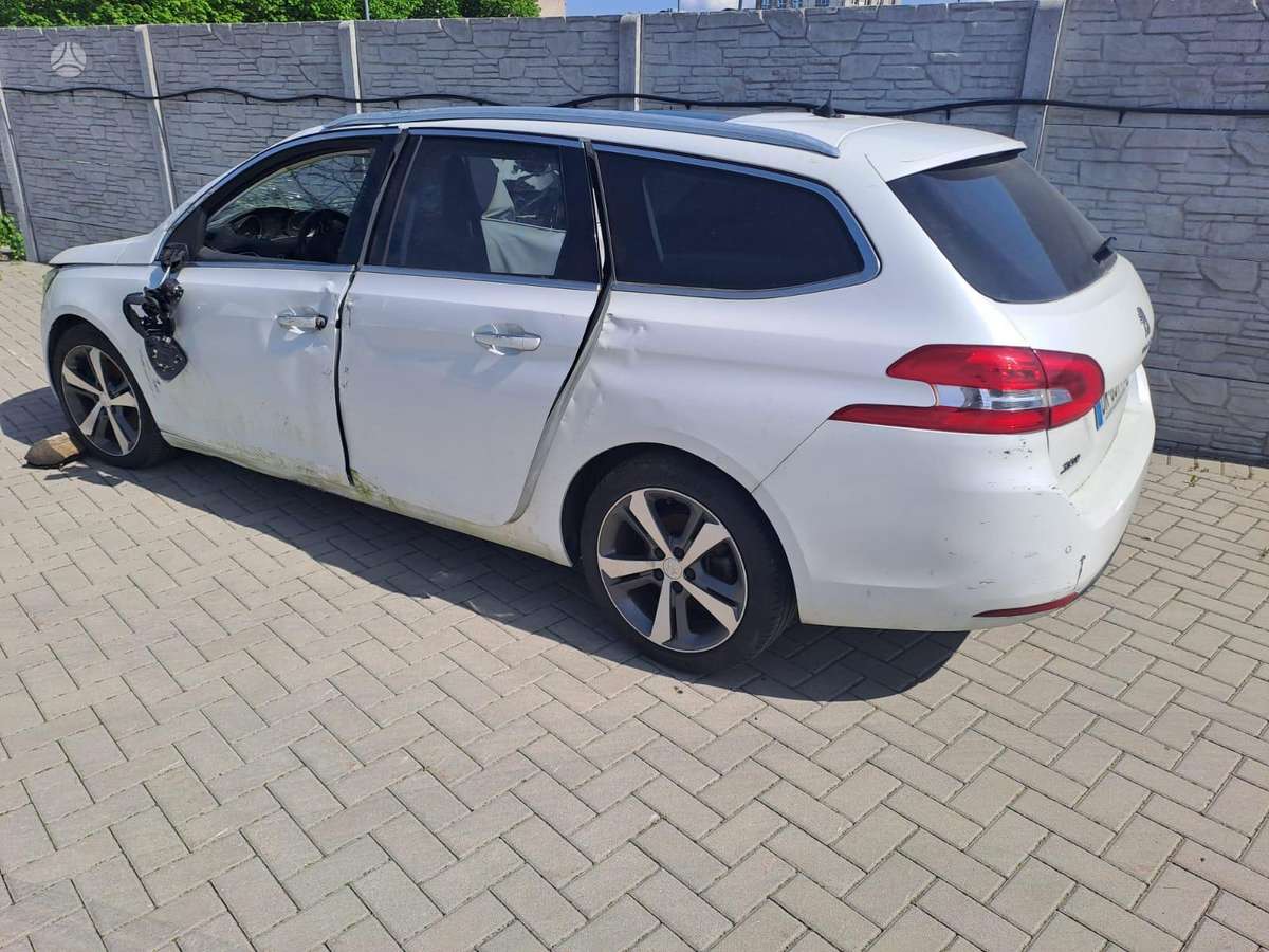 Peugeot 308 по частям. Europa