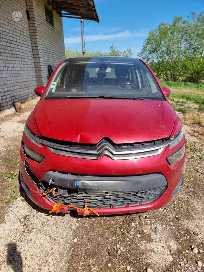 Citroen C4 Picasso dalimis