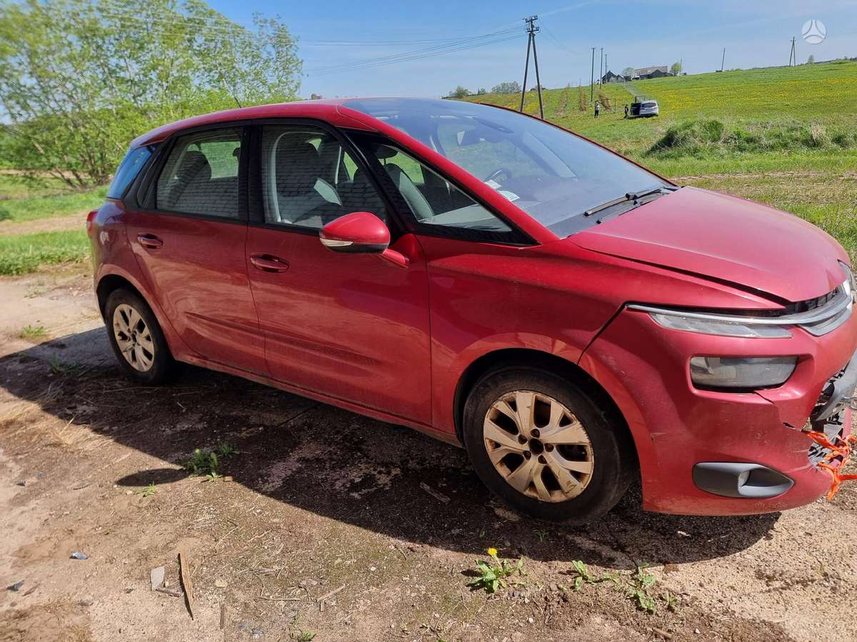 Citroen C4 Picasso dalimis