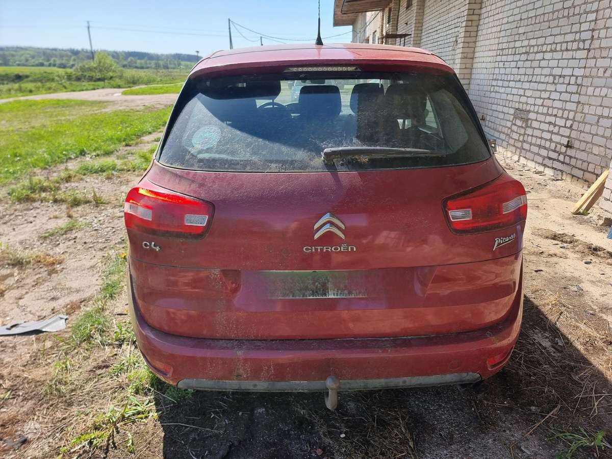 Citroen C4 Picasso dalimis