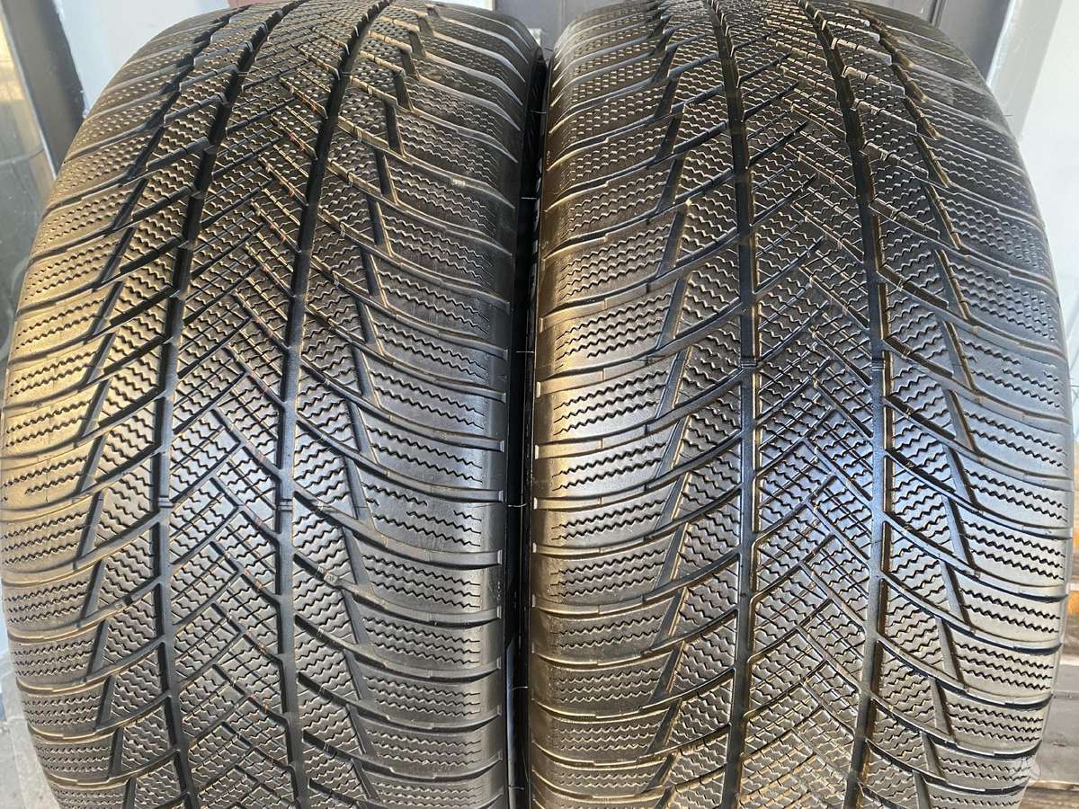 Bridgestone Blizzak lm001, winter 275/45 R20