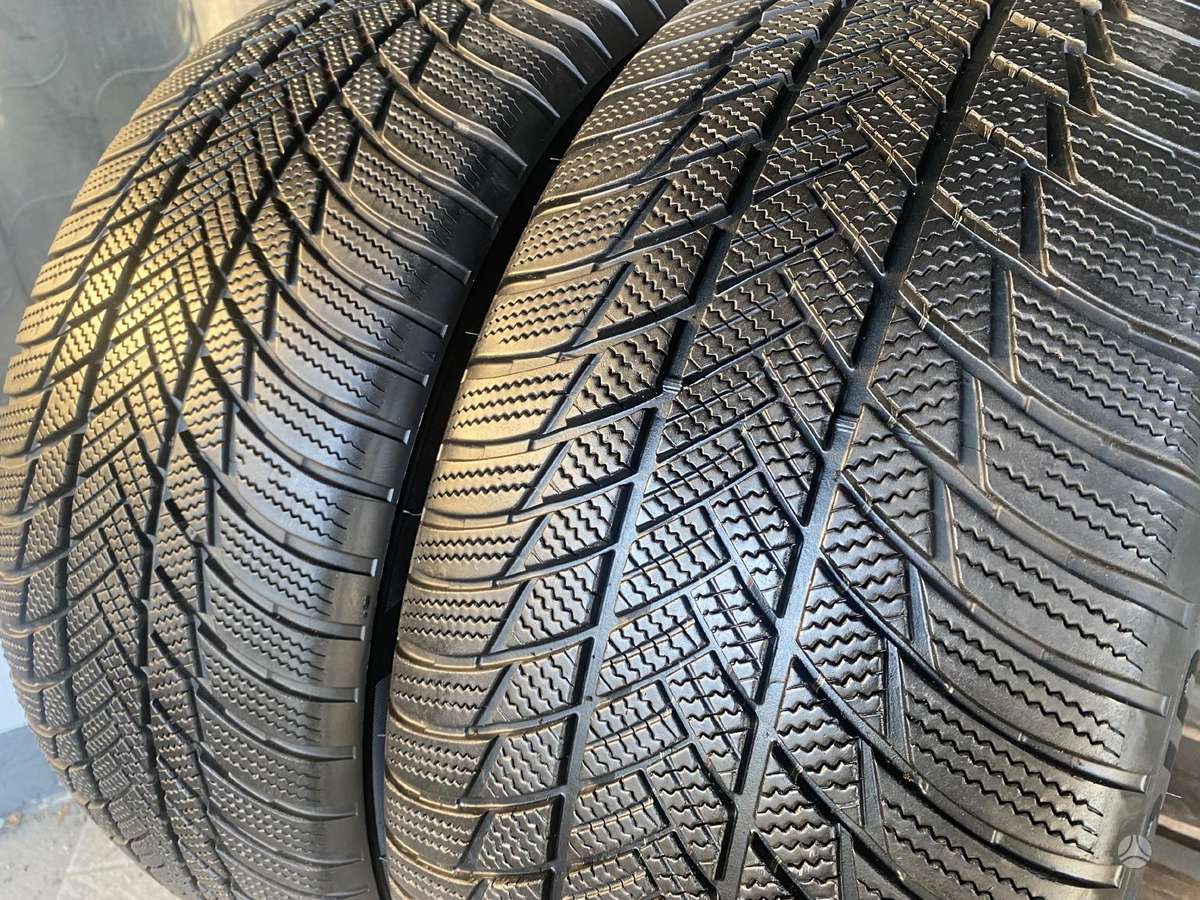 Bridgestone Blizzak lm001, winter 275/45 R20