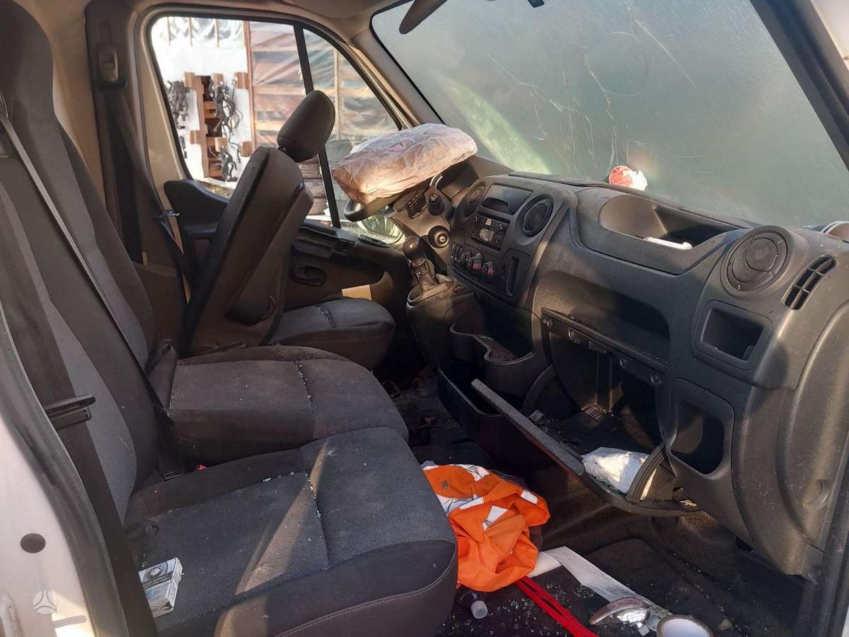 Renault Master, cargo vans