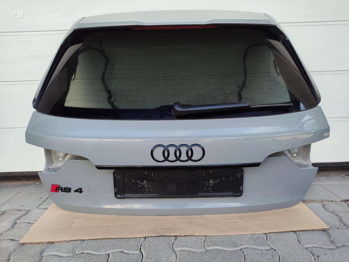 Audi A4 hood (front, rear)