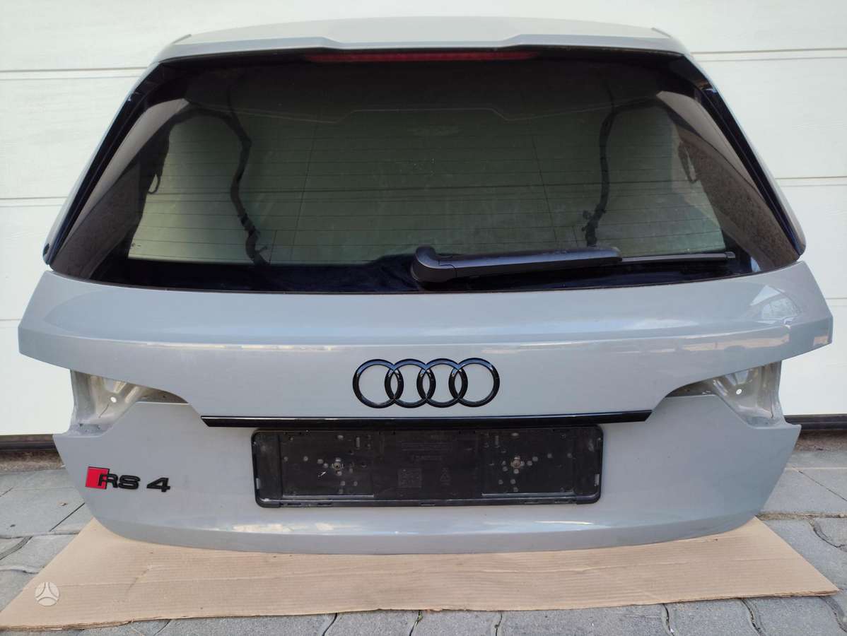 Audi A4 dangtis (priekinis, galinis)