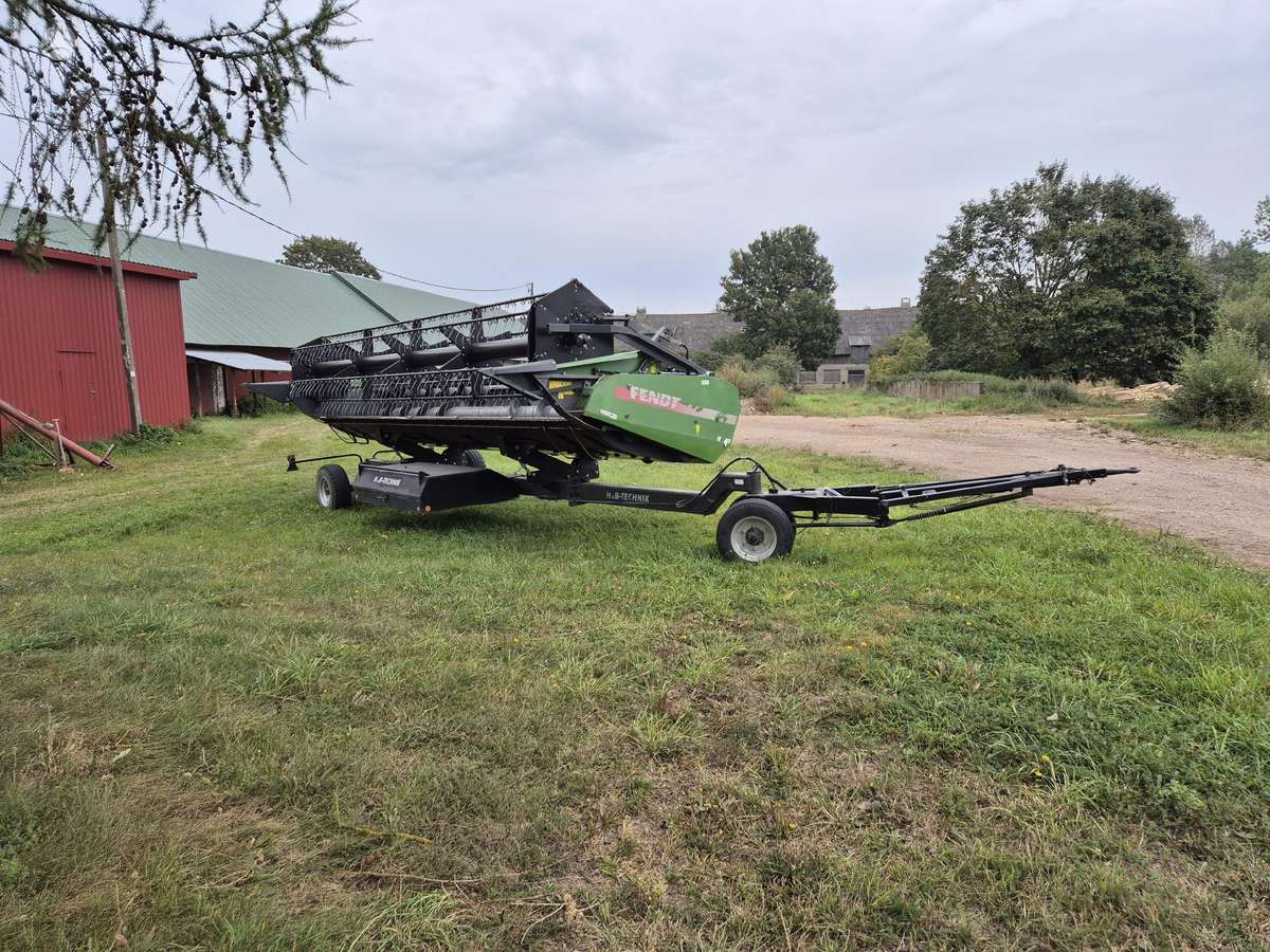 Fendt 6335 CPL, kombainai