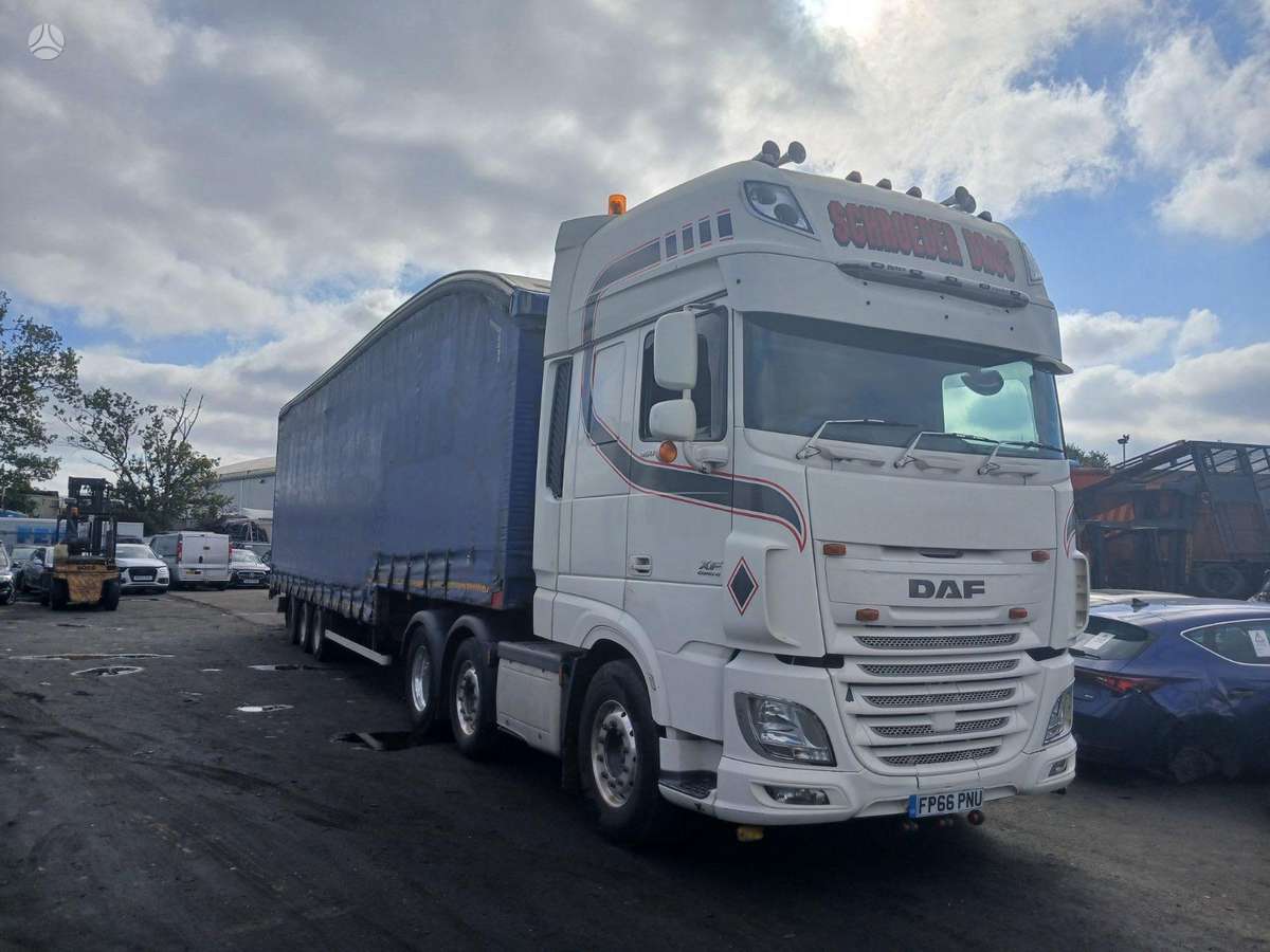 DAF XF 460, 2 miegamosios vietos