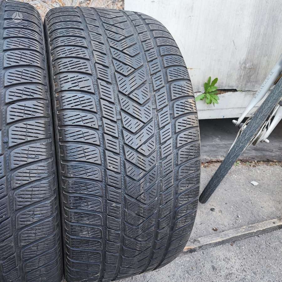 Pirelli +275/40-21, winter 305/35 R21