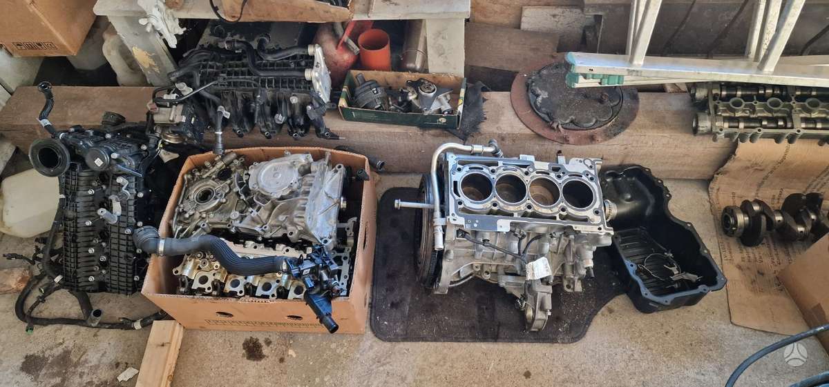 Jeep Renegade engine parts