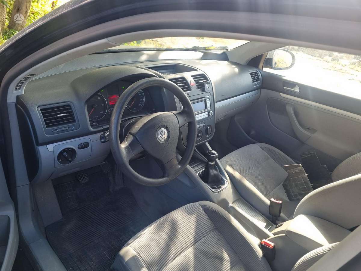 Volkswagen Jetta Prašiškių 53 12 angaras