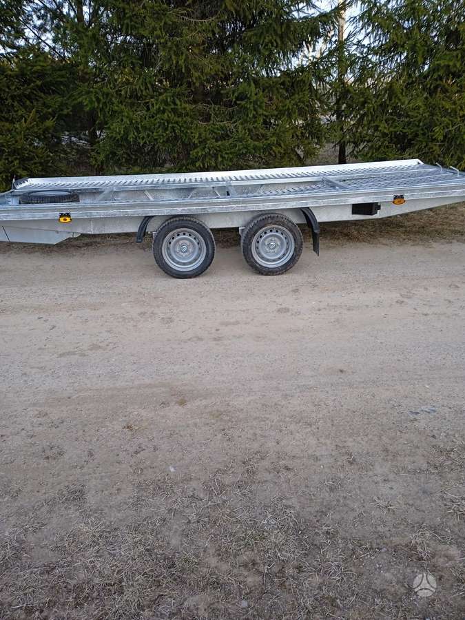 Niewiadow Mars, auto transporter