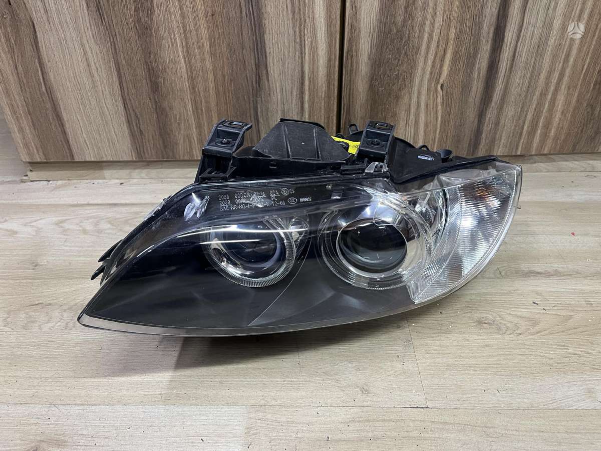 BMW 3 serija žibintai
