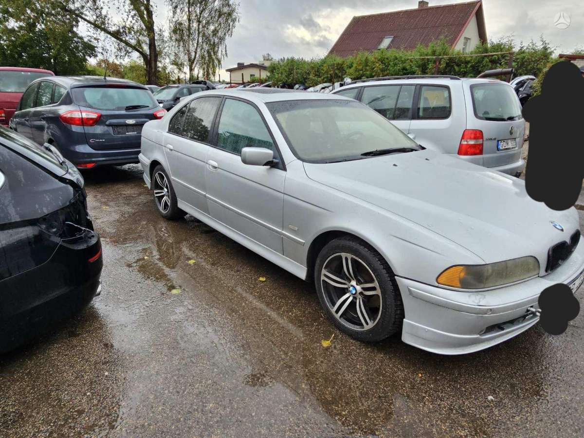 BMW 525 Pavaru dėžės defektas
