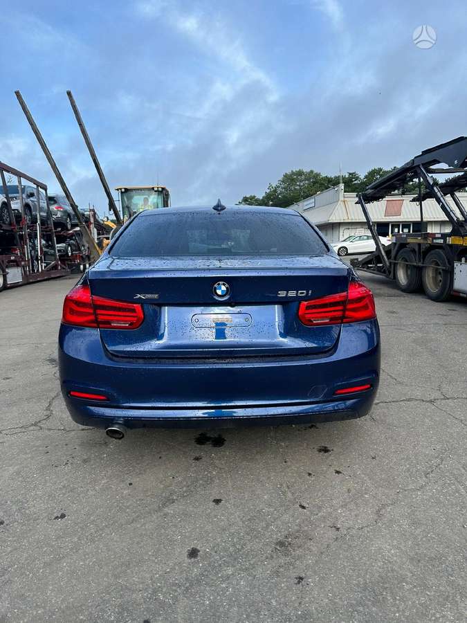 BMW 320 по частям. Usa amerika auto dalimis