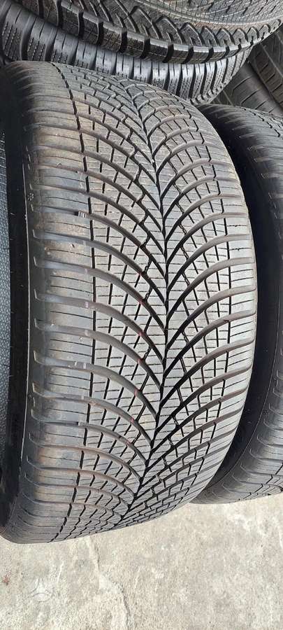 Goodyear, всесезонные 235/35 R19