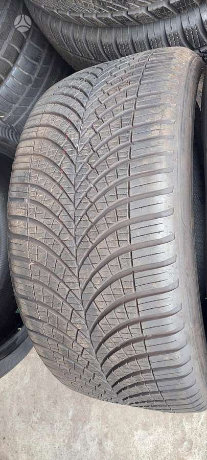 Goodyear, universalios 235/35 R19