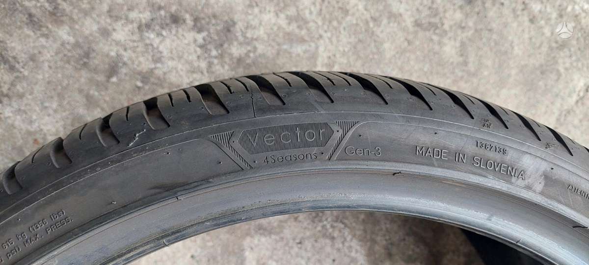 Goodyear, всесезонные 235/35 R19