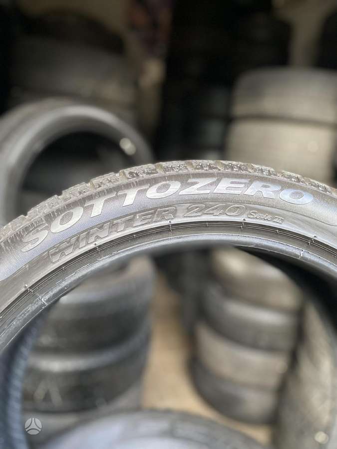 Pirelli 285/35, žieminės 285/35 R19
