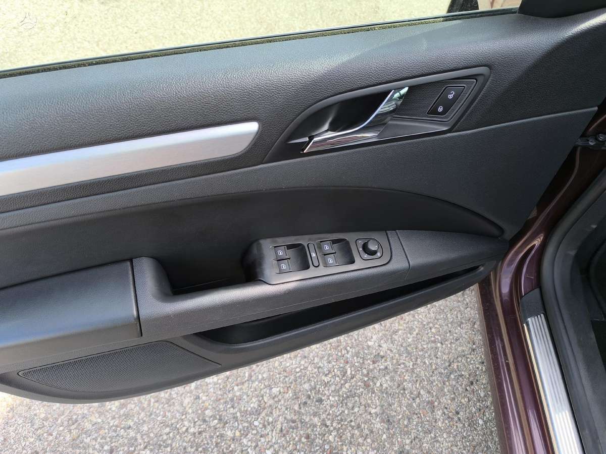 Skoda Superb, 1.8 l., hatchback