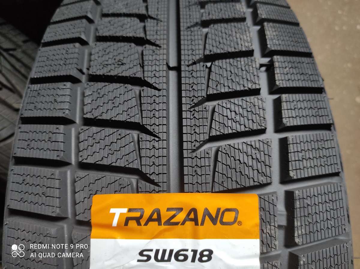 Infinity, ziemas 245/45 R18