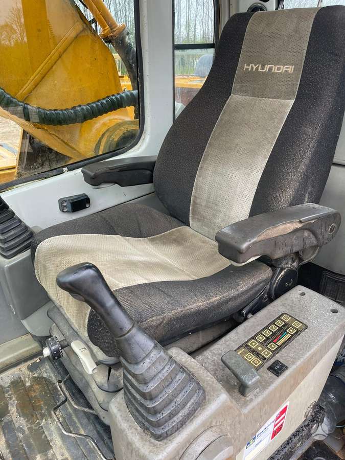 Hyundai Robex 290 LC-7, ekskavatoriai