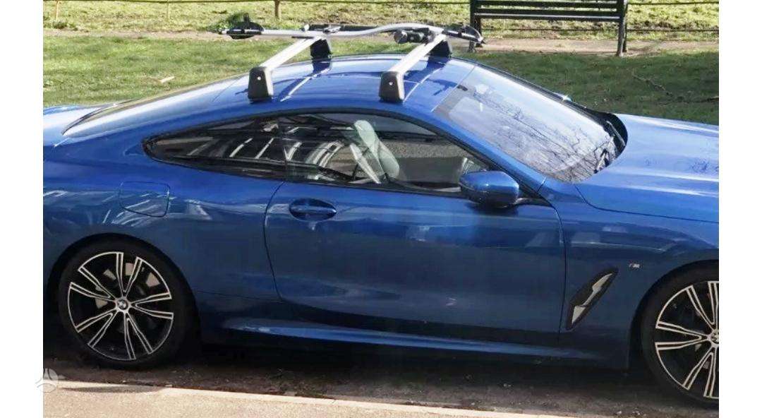 BMW 8 serija stogo bagažinės
