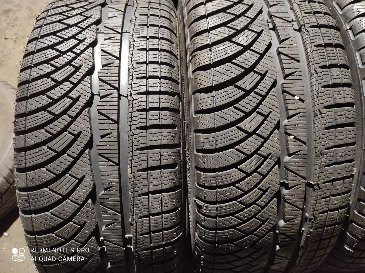 Pirelli, winter 235/40 R18