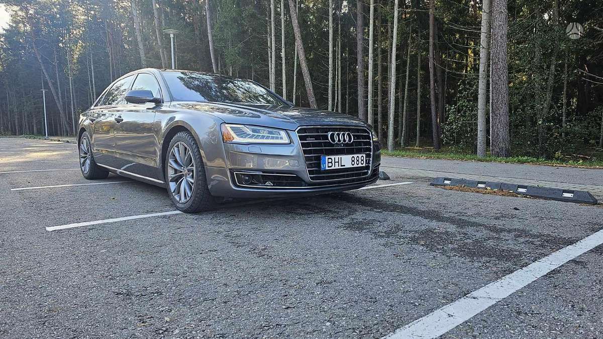 Audi A8, 3.0 l., Седан