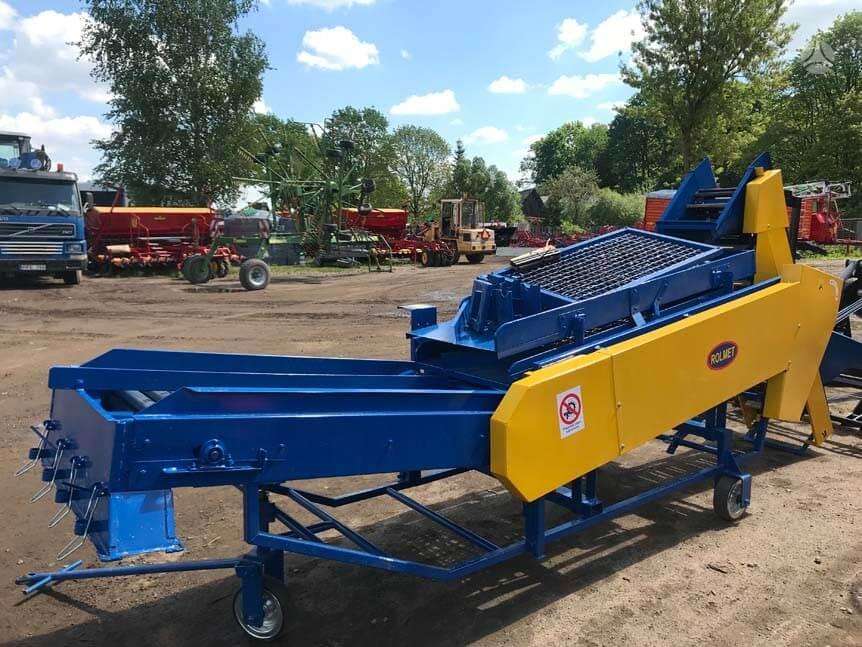 ROLMET Bulvių rūšiuotuvai, vegetable harvesting and processing technique