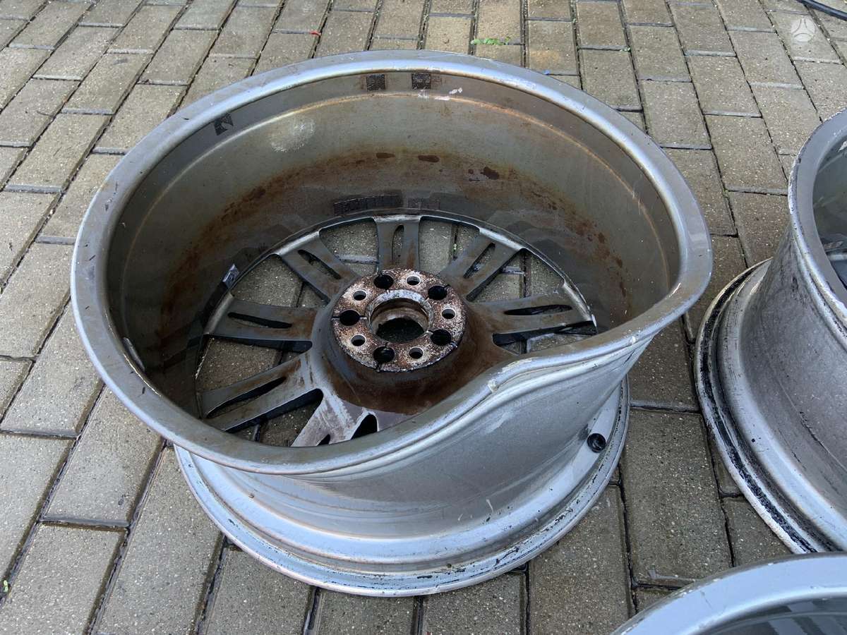 Audi 4H0601025AE, light alloy, R20
