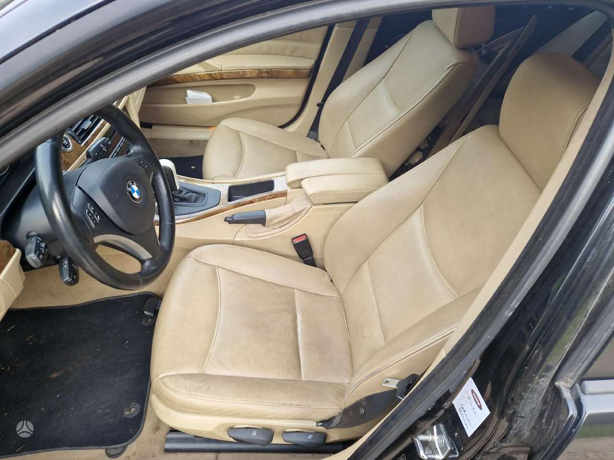 BMW 320 Dalimis