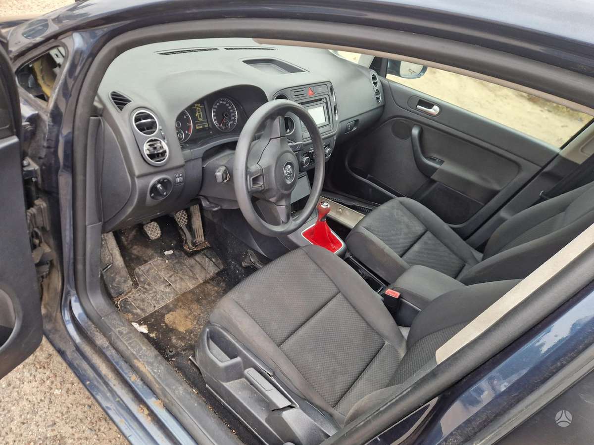 Volkswagen Golf Plus Minsko pl 33a 5 angaras