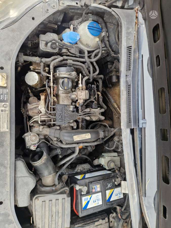 Volkswagen Golf Plus Minsko pl 33a 5 angaras