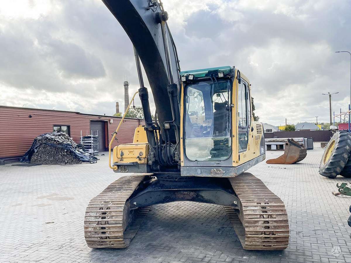 Volvo EC210BLC Dalimis, statybos ir kelių tiesimo technika
