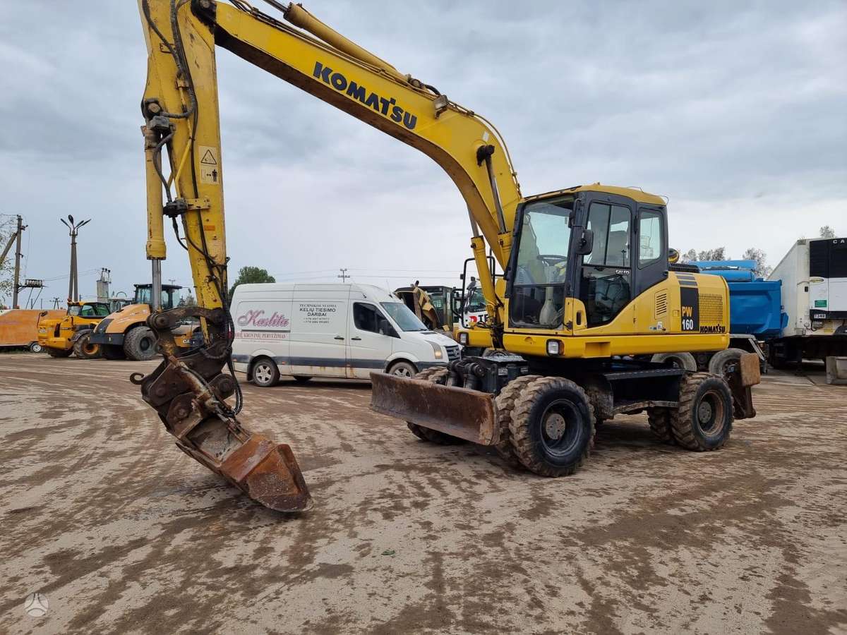Komatsu PW 160-7, ekskavatoriai
