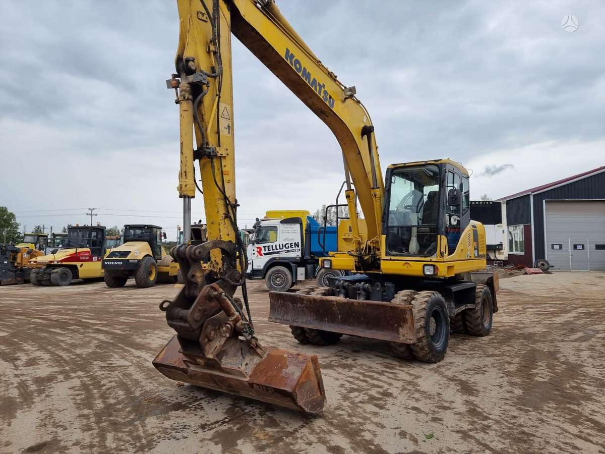 Komatsu PW 160-7, ekskavatoriai