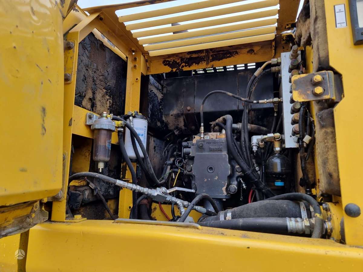 Komatsu PW 160-7, ekskavatoriai